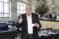 قريباً: حملة تخفيضات كبيرة على الأسعار في مطعم حاج كحيل فرع العجمي 